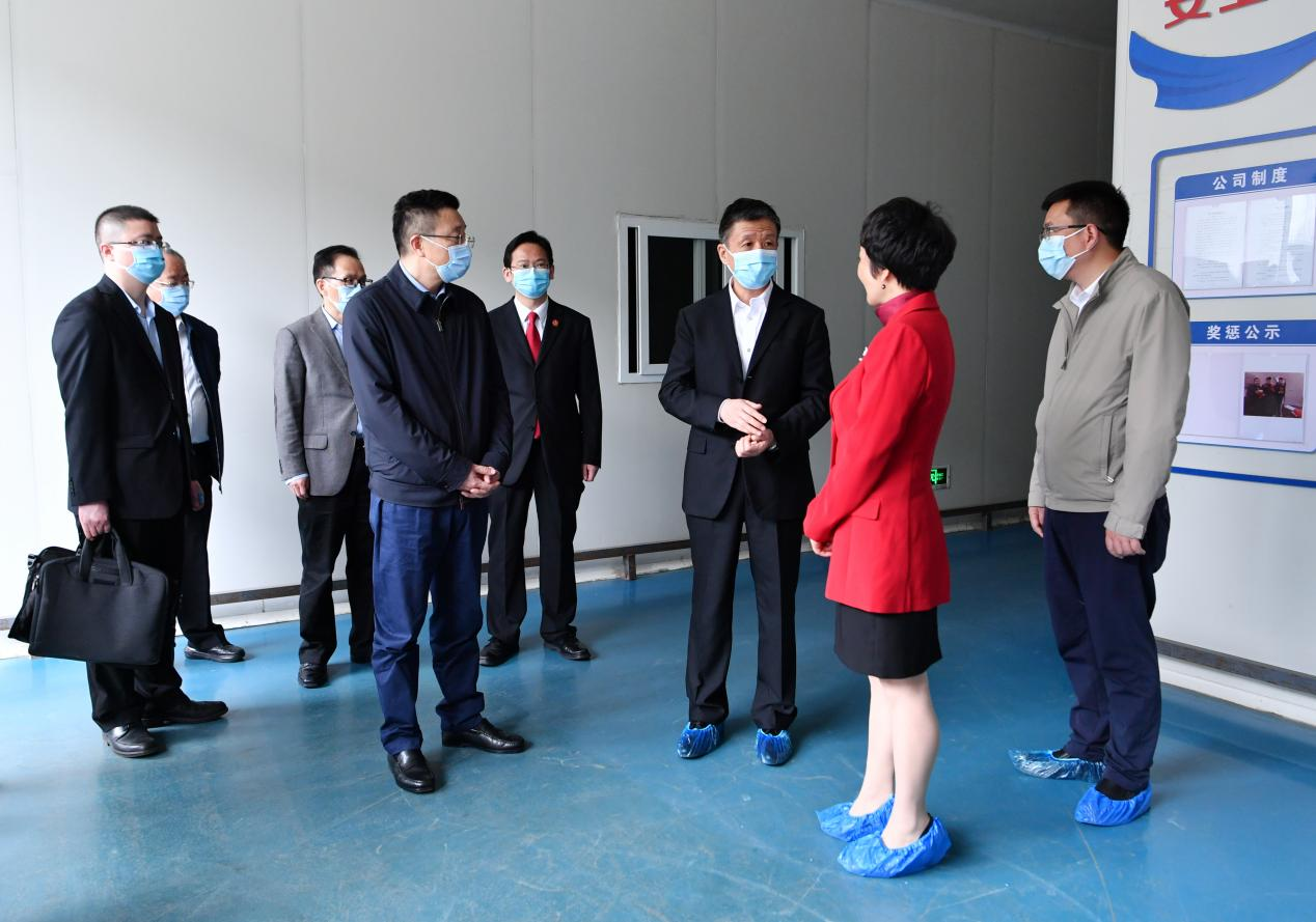 領導關懷丨重慶市高級人民法院黨組書記、院長李永利一行來司視察指導工作(圖3)